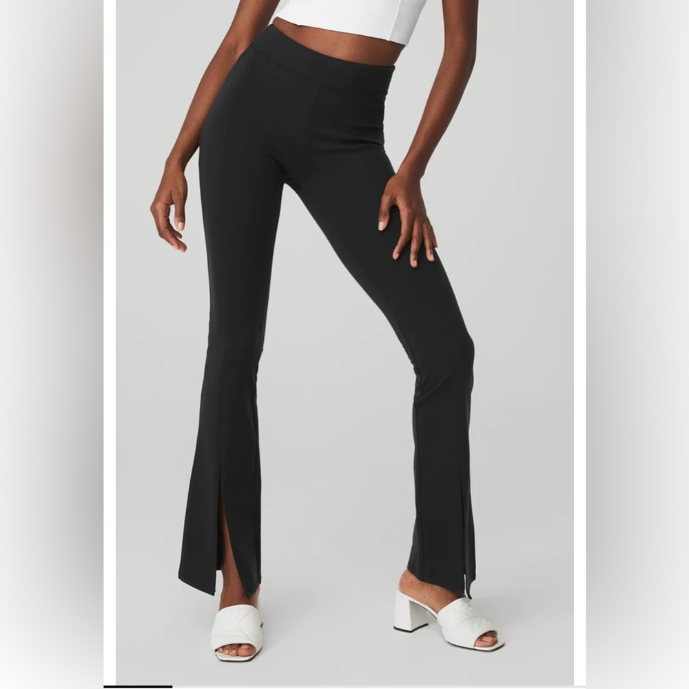 Alo Flutter Legging 7/8 Xs - image 1